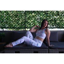 Load image into Gallery viewer, Light Leaf Leggings - Enviro Grip